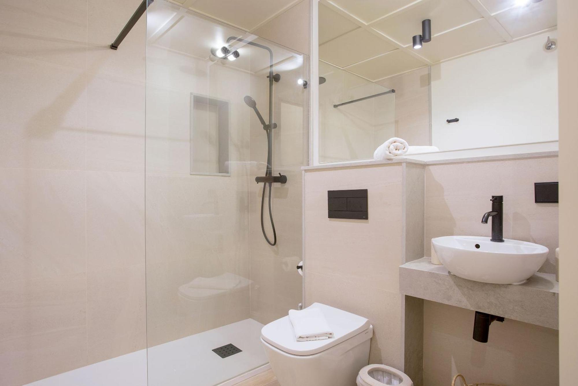 Genteel Home San Francisco Suites Seville Exterior photo