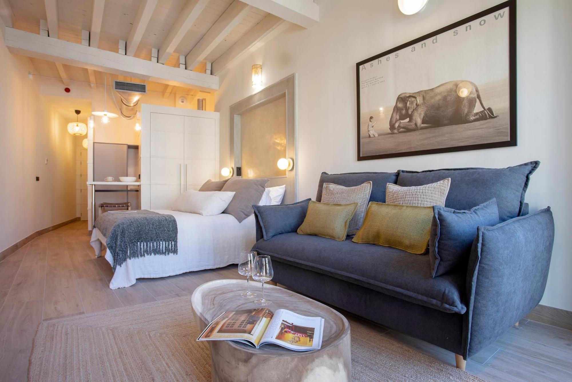 Genteel Home San Francisco Suites Seville Exterior photo